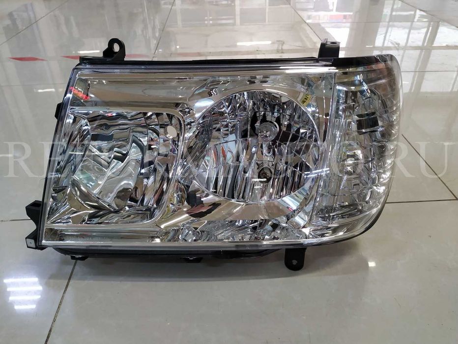 Фара Toyota LCR 100/Тойота Ланд Круизер 100