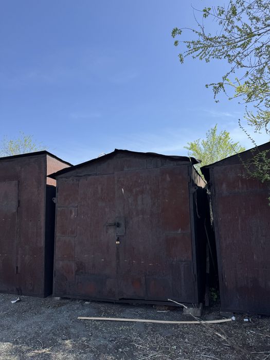 Гаражи продам срочно