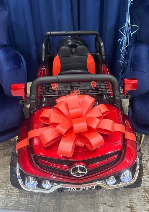 Stol uchun, o'yinchoq moshina uchun, bitovoy texnika uchun bantik.