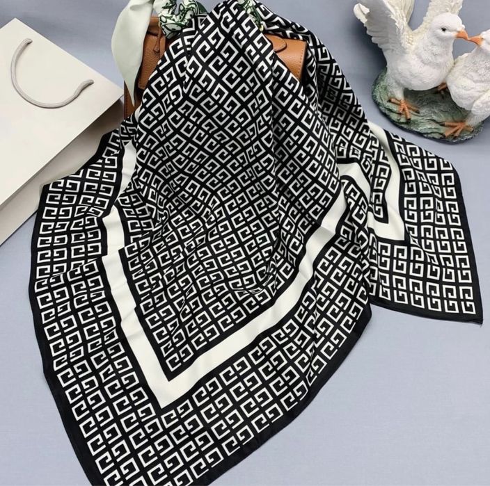 Платок шелковый