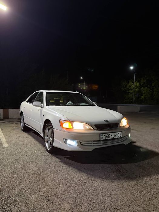 продам Lexus es300
