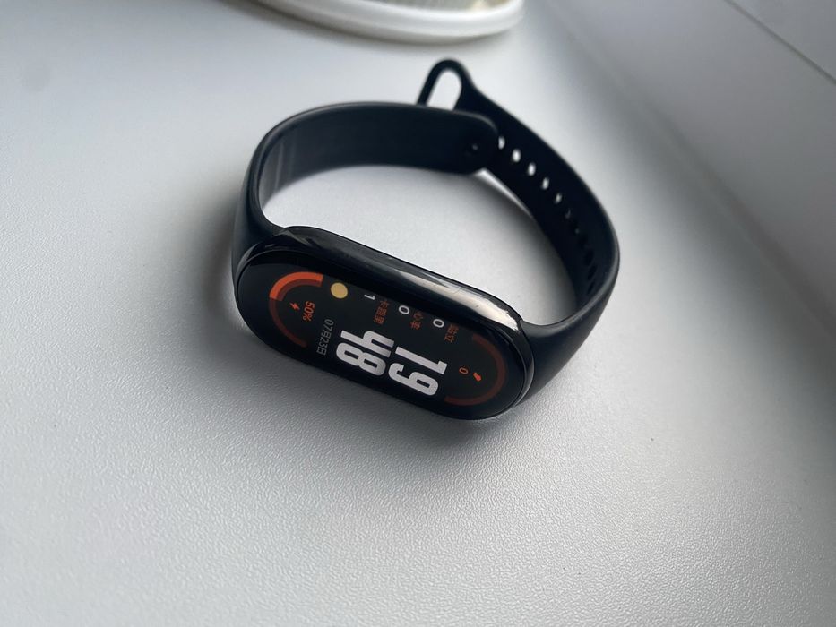Продам смарт-часы Xiaomi Smart Band 8