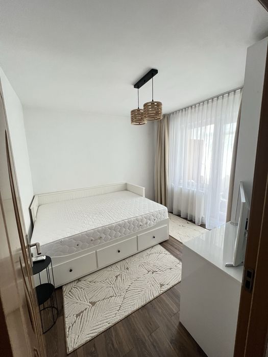 Închiriez apartament 2 camere la etaj 2 în Zalău