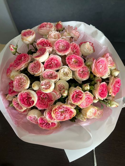 Цветы спрей розы