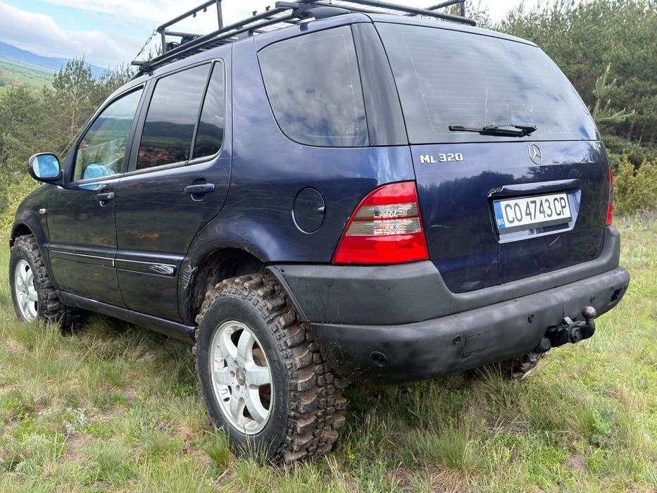 Mercedes Ml 320 Of road