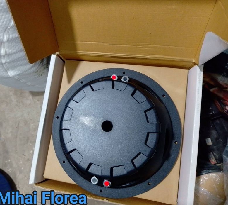 Difuzor subwoofer Blaupunkt velocity VXS 10 colecție