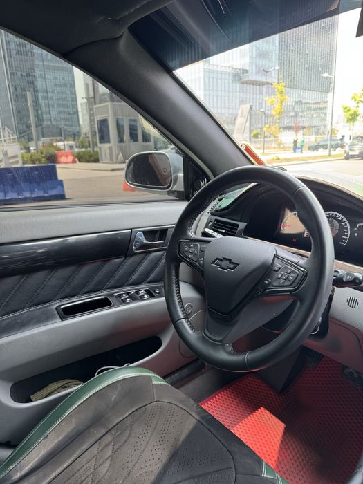 Lacette 2013 sotiladi