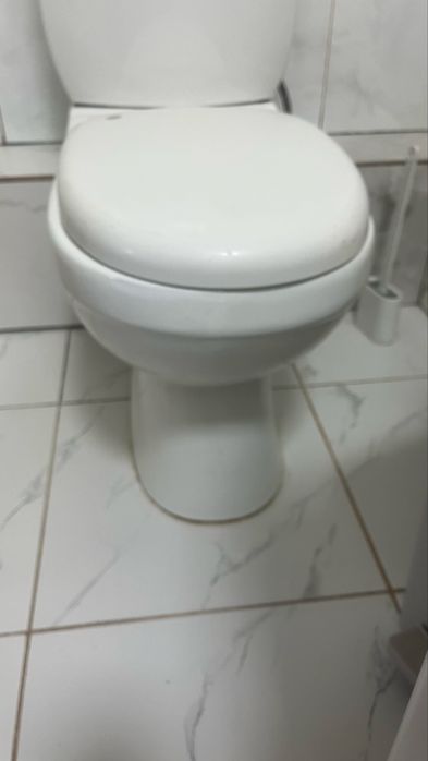Срочно продам унитаз
