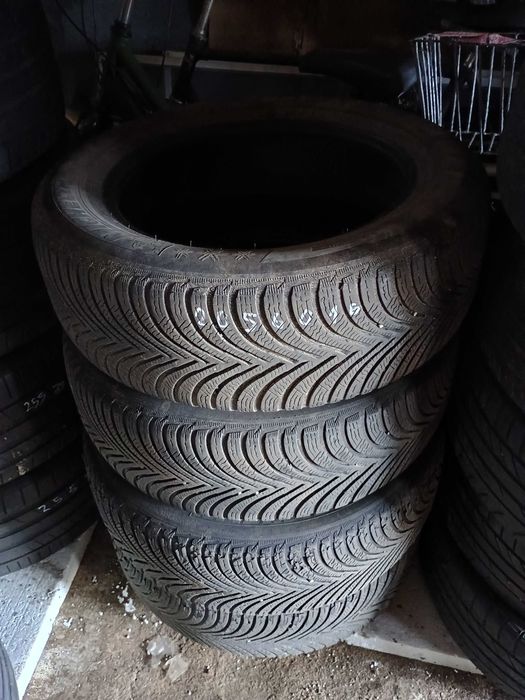 Всички парчета за всички коли джанти фарове гуми и т н