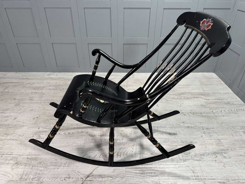 Люлеещ  стол К107