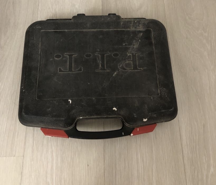 Продам шруповерт бу