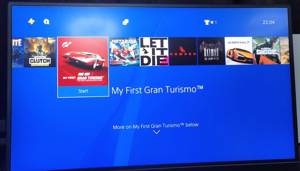 PlayStation 4 slim,2 manete, 23 de jocuri,Roblox,Fortnite,Far Cry 4