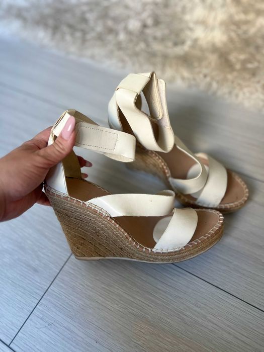 Platforme Stradivarius