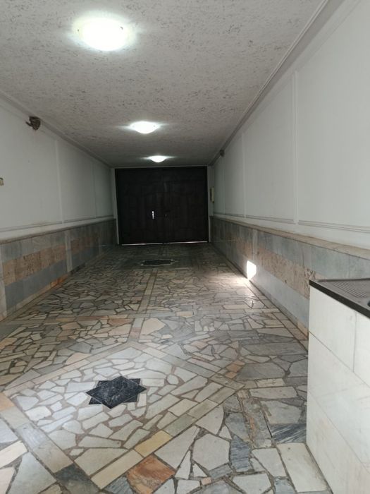 Ховли сотилади. Яшнобод.