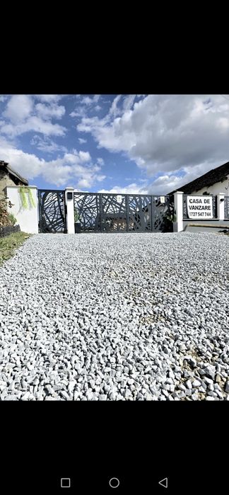 Casa la rosu, de vânzare - Sigmir