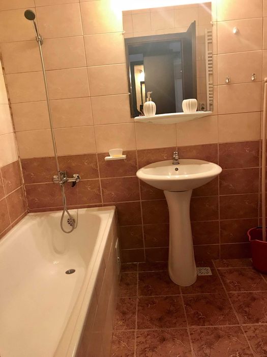 Apartament de inchiriat