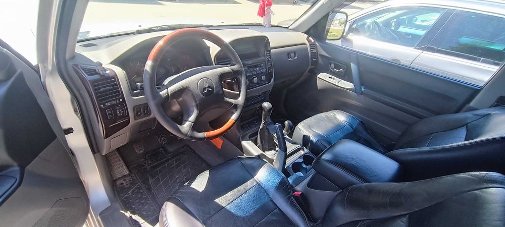 Mitsubishi Pajero 3.2
