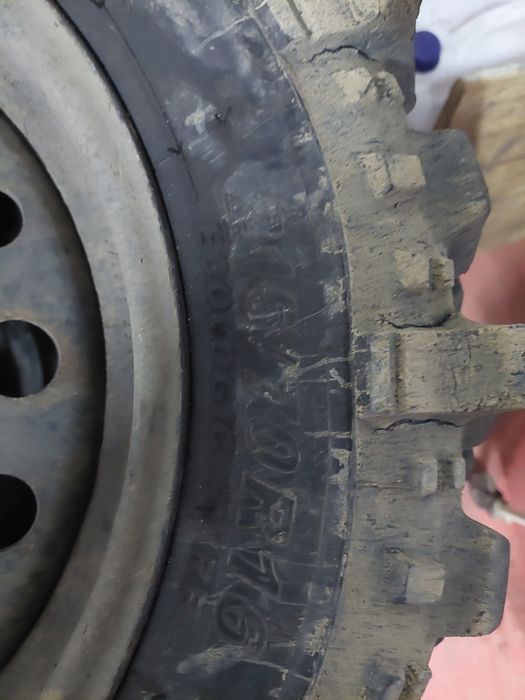 215/70/r16 simex/ offroad mitsubishi  jante