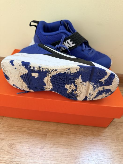 Маратонки Nike Basketball размер 37.5