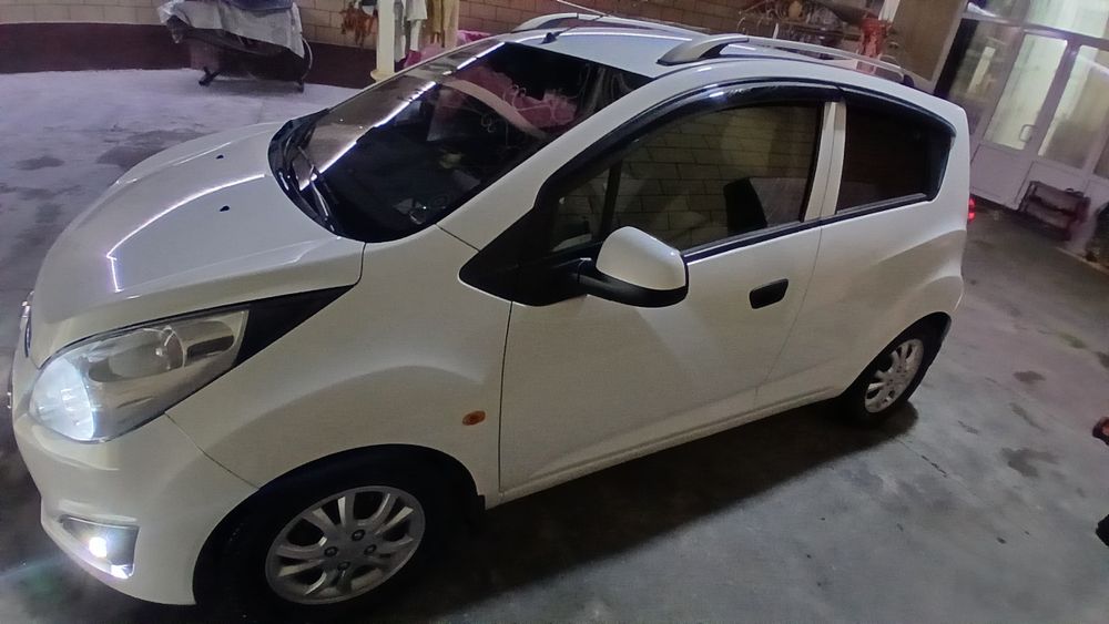 Spark Srochniy sotiladi