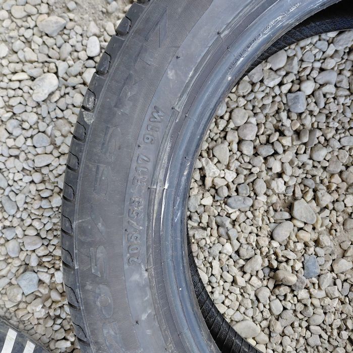 205/55 r17 de vara 4 buc foarte bune Pirelli