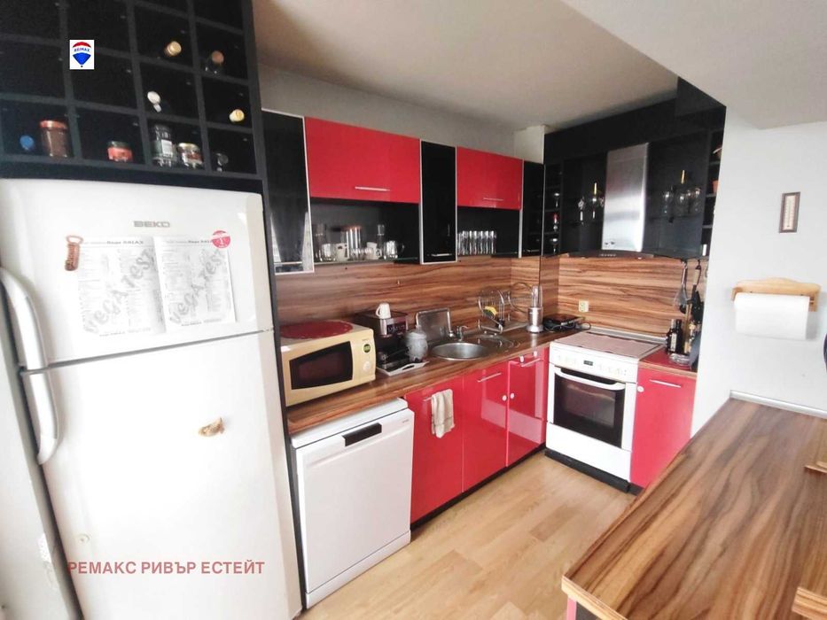 Етаж от къща за продажба  кв. Дружба 2