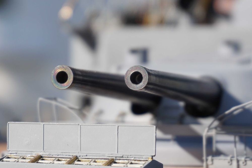 Нов модел на британския кораб клас Majestic HMS Hannibal