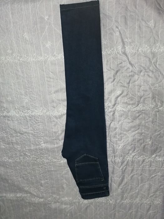 Продам мужские джинсы 29 размера