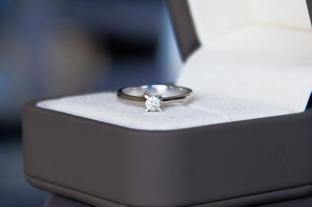 Inel logodna Teilor, aur alb 14k, diamant natural 0.15ct