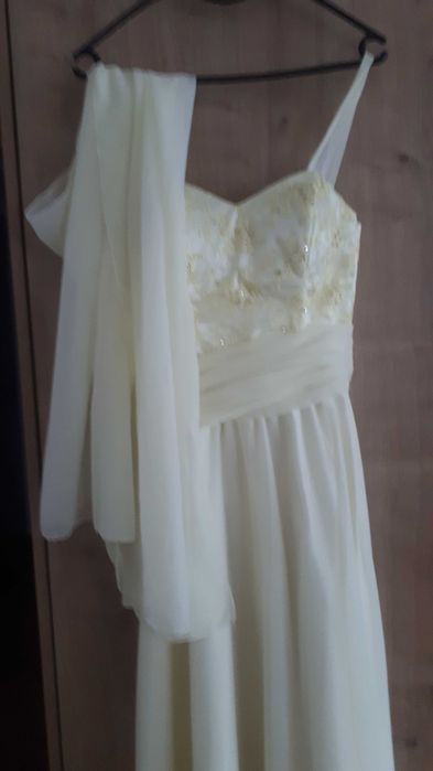 Официални бални рокли