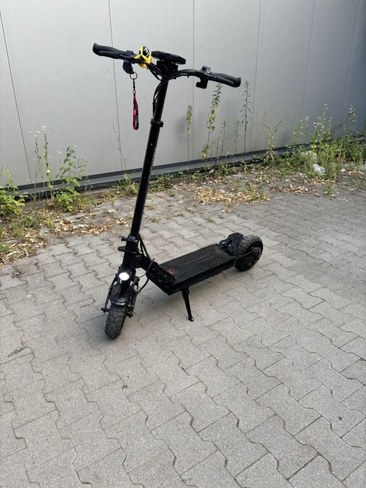 G2 max електрическа тротинетка