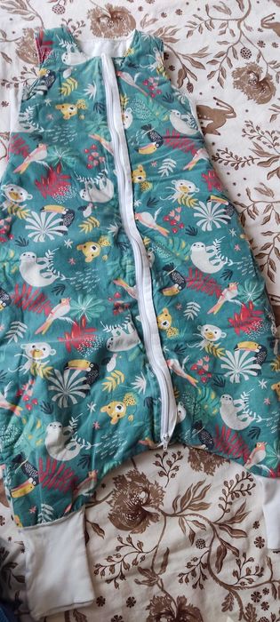 Детски чувал за спане с крачета