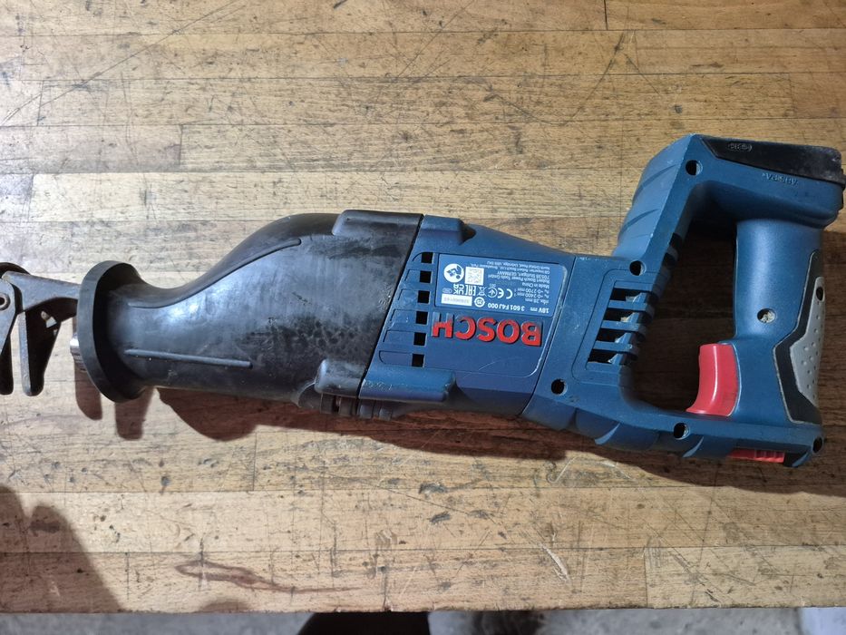 Fierastrau sabie BOSCH GSA 18 V LI