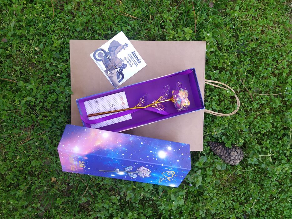 Galaxy роза в подарочной упаковке подарок девушке