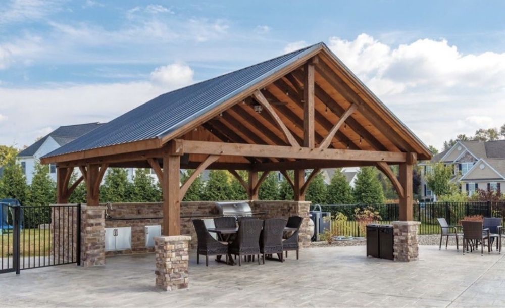 Cabane din lemn si case din panouri sandwich