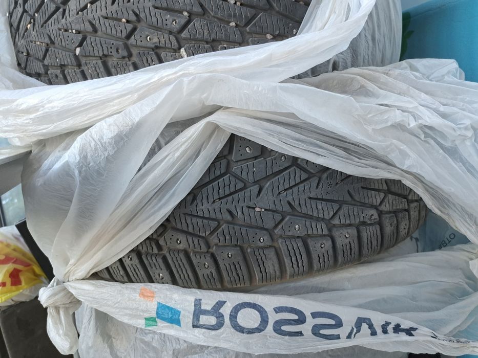 Срочно продам колеса зимние