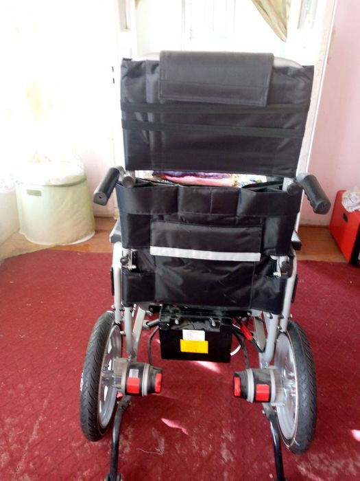 Nogironlar aravasi elektron