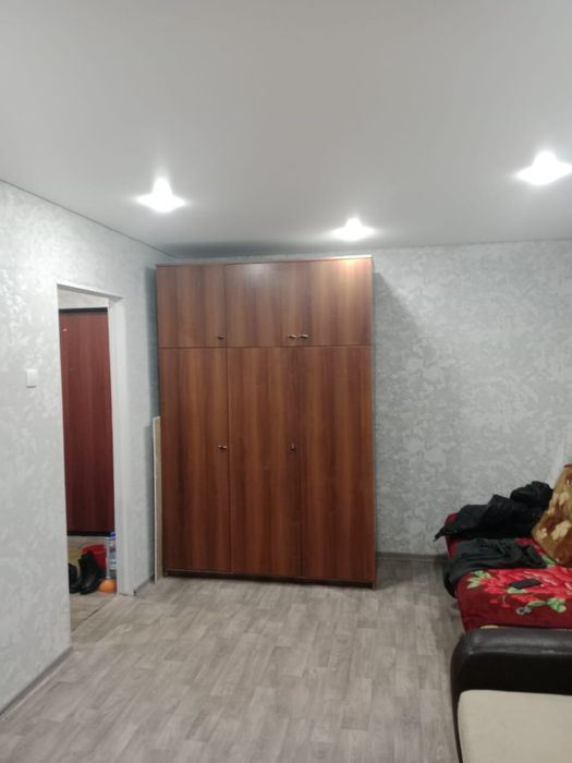 Продам шкаф и диван