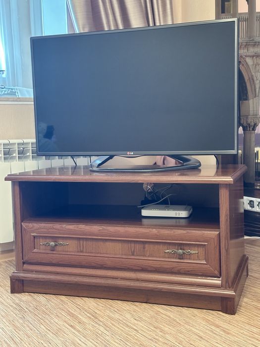 тумба в классическом стиле с ящиком