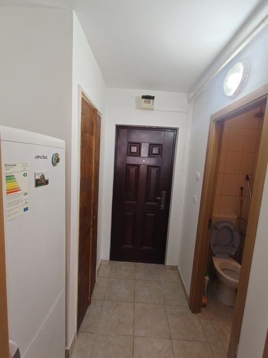 [ÎNCHIRIAT] Închiriez apartament cu o cameră în Dej