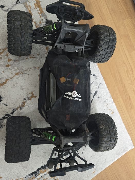 Traxxas Xmaxx 8S automodel 1/5