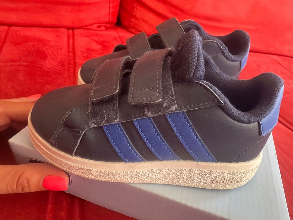 Adidas - детски маратонки 25 1/2