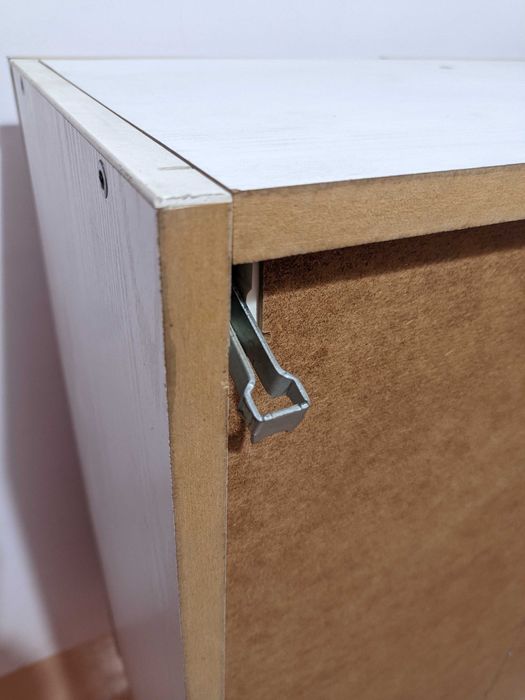 Навесной кухонный шкаф (95х32х67).