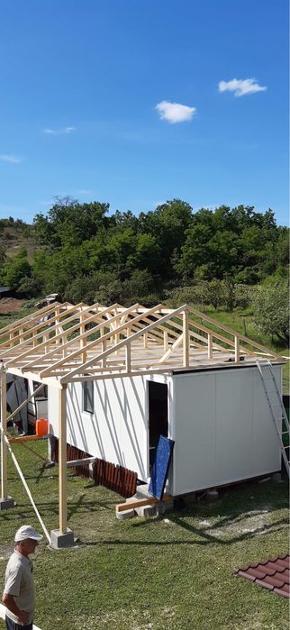 Montaj acoperisuri reparații dulgherie hidroizolații velux