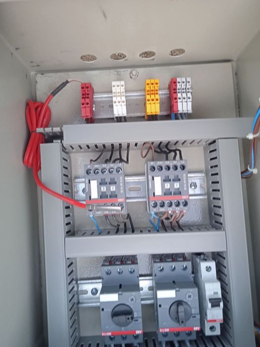 Услуги Электрик по вызову електирика устанавка монтаж оборудования для