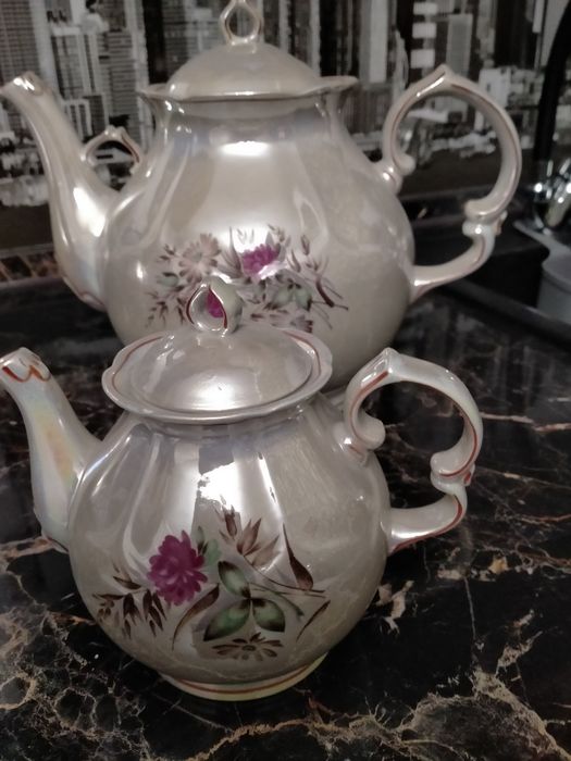 Чайный набор из двух чайников