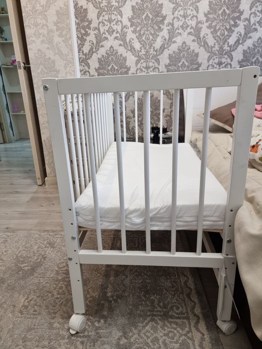 Кроватка детская приставная