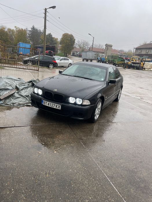 bmw e39 2000Г 520i