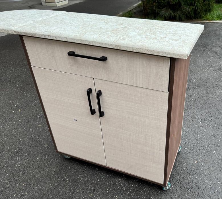 Dazmol stul tumbalik