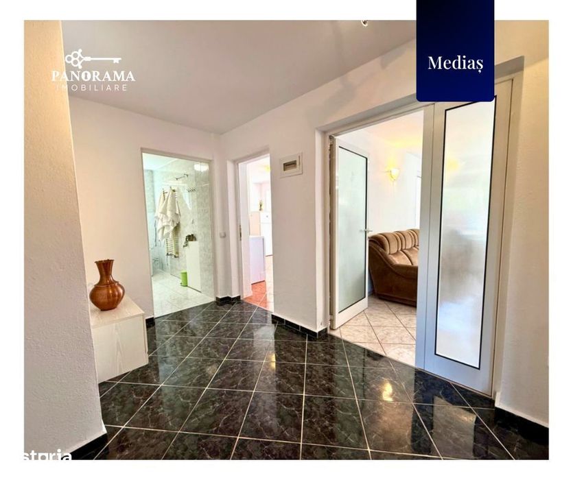 Apartament la casă cu curte proprie în Aviatorilor Mediaș — fotografia 3